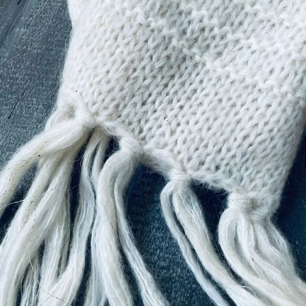 Ivory Gold Thread Thick Winter Scarf - Picture 3 of 3